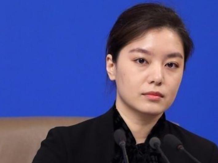 张京：中国最美外交官，16分钟临场速译震惊全场，让美国颜面扫地