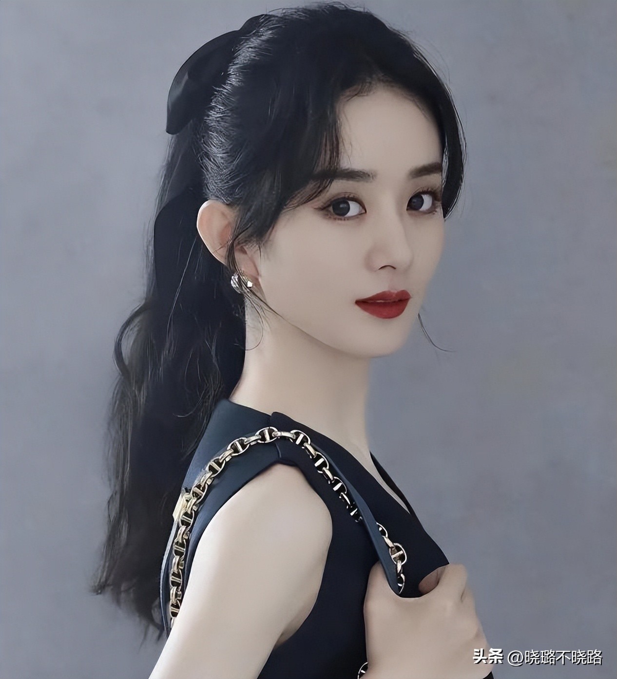 方圆脸型女生短发发型,方圆脸型适合什么发型