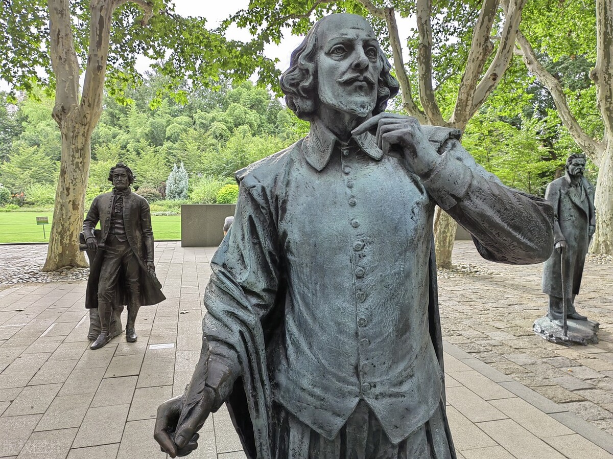 有关高尔基的书籍名言警句,高尔基书籍经典语录