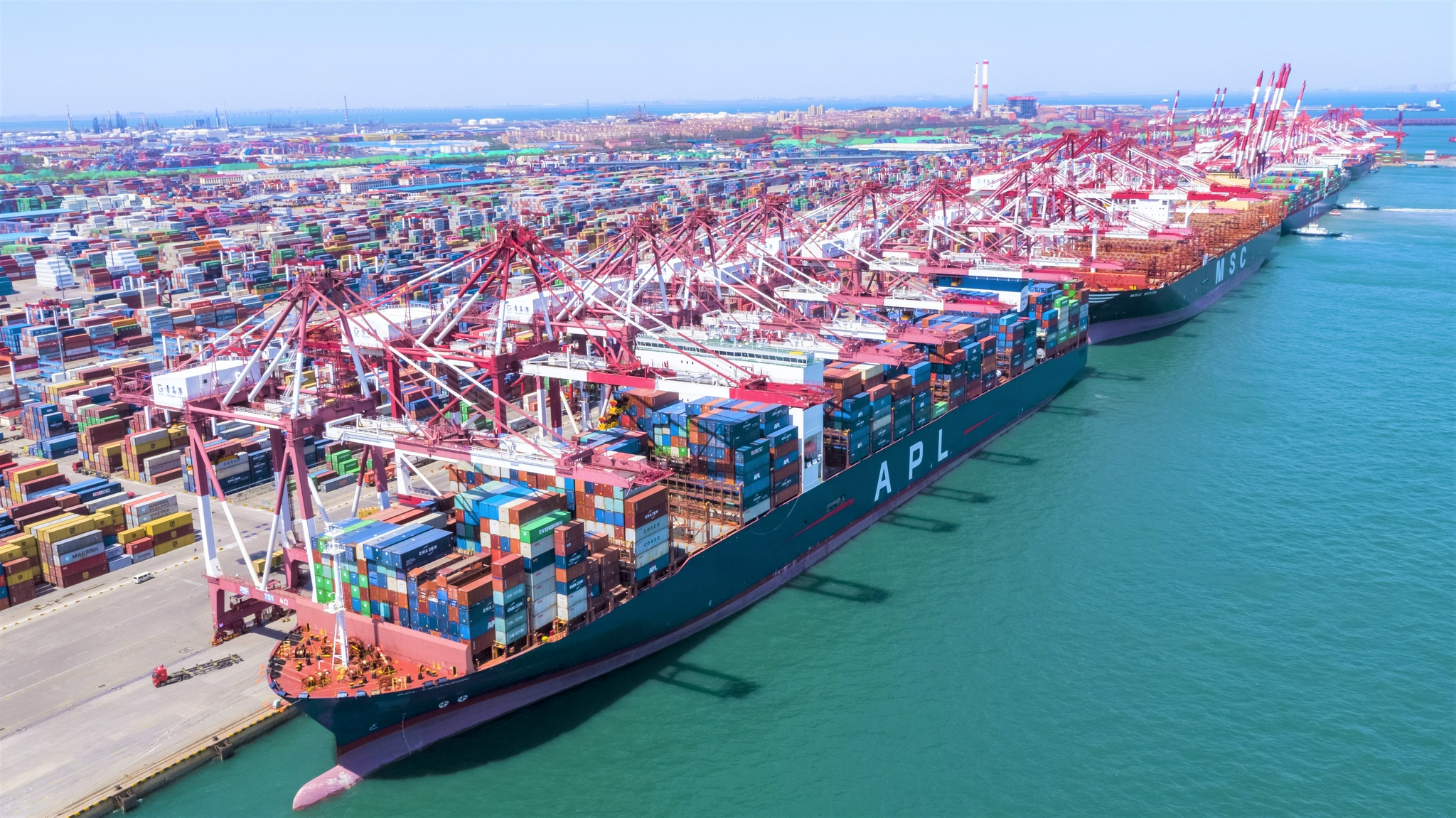 排队办签证出国,出国办证排队