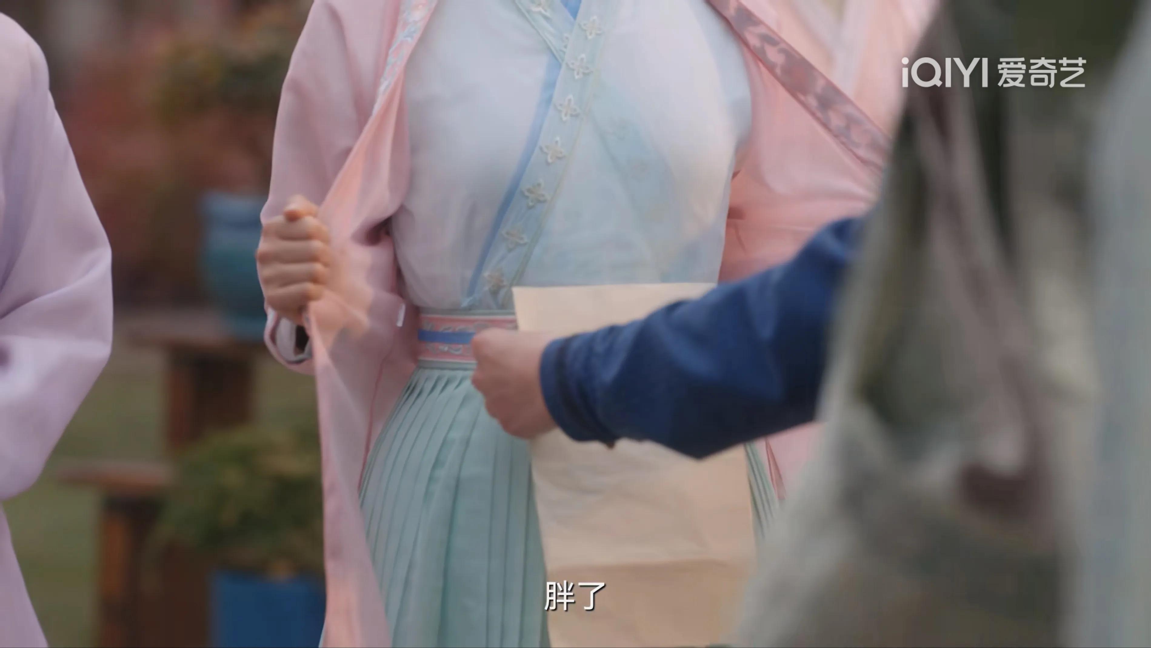 《卿卿日常》节气姑娘的气节，喜剧人设掩饰恶，三少主会有子嗣？