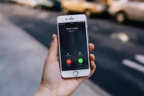 手机出现五种情况你可能已被监控,手机出现七种情况有可能被监听了