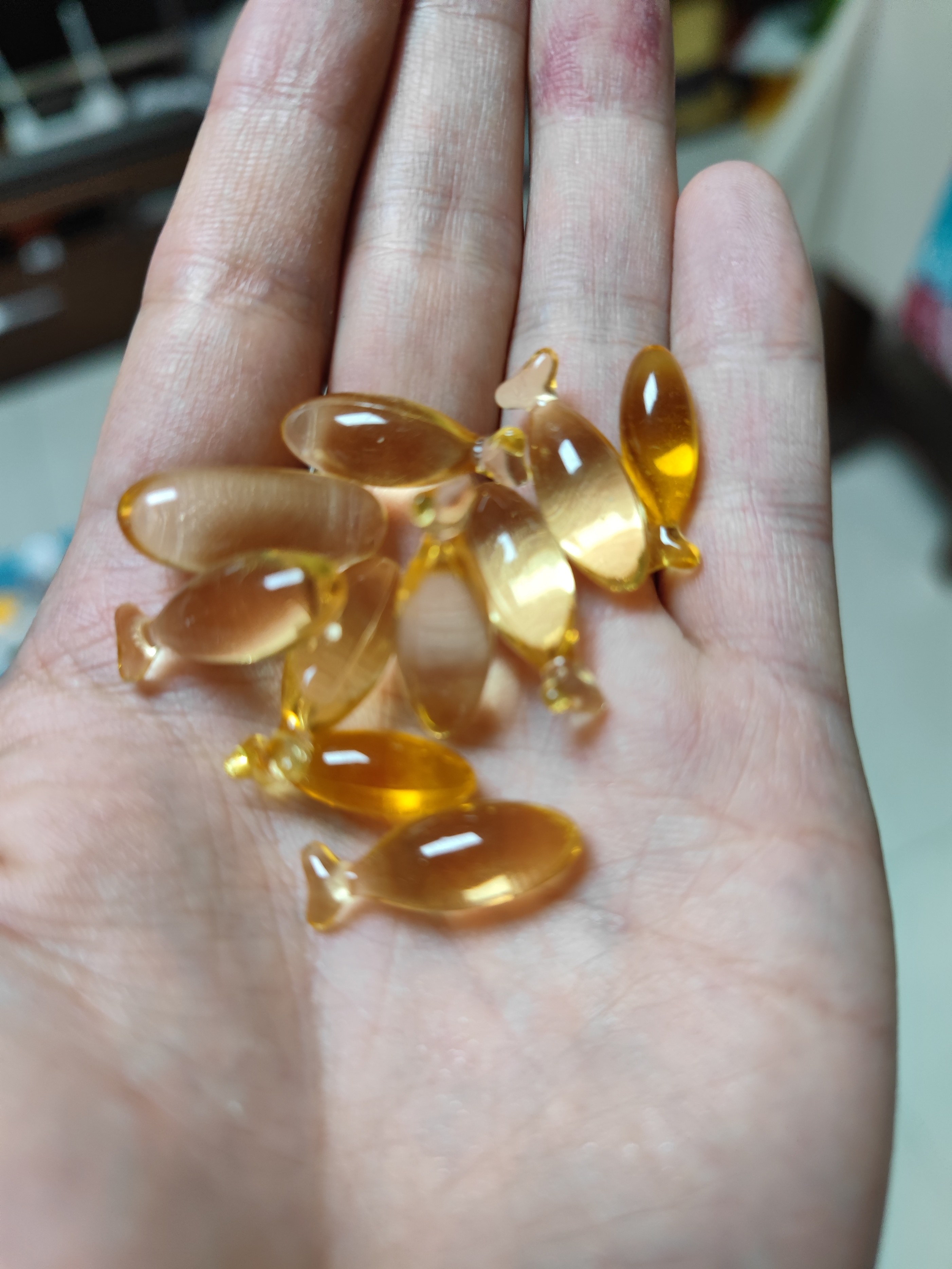 鱼油上没标明欧米伽3含量,欧米伽3鱼油是智商税吗