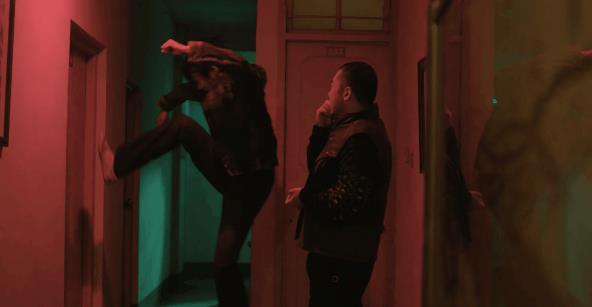 秦昊新剧床戏镜头太多被投诉，尺度大儿童不宜，网友怒骂很荒唐