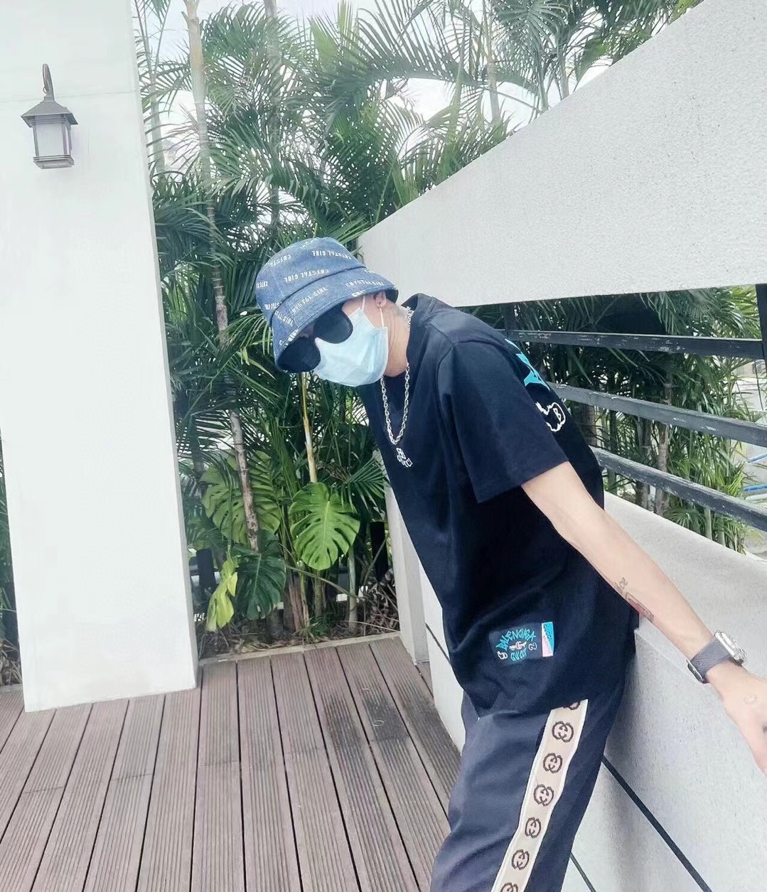 古驰巴黎世家联名短袖涂鸦,巴黎世家古驰联名t恤