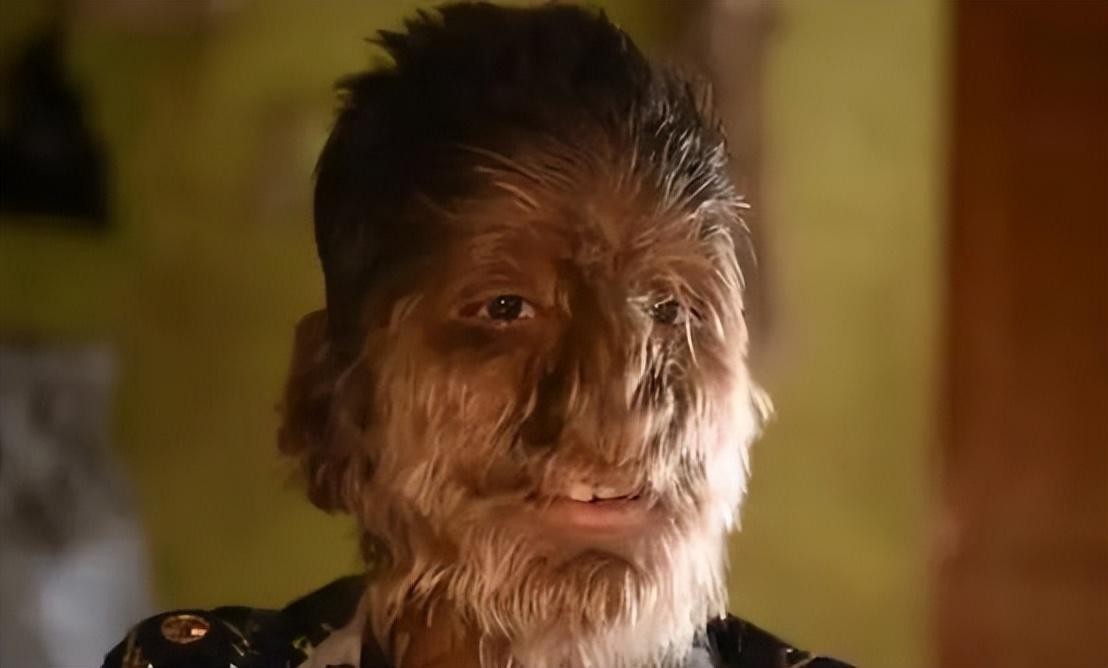 美国晚上动物园狼人最清晰照片,美国动物园边发现狼人