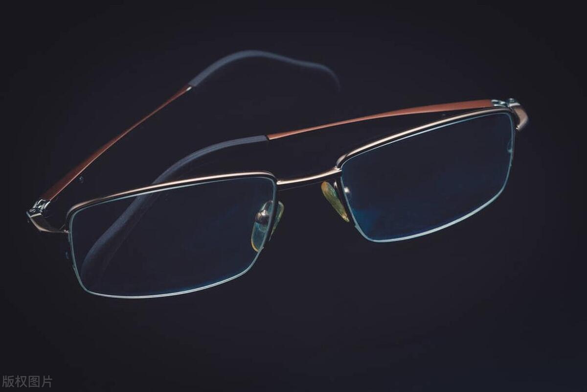 因为疫情影响生意倒闭,因为疫情被迫被裁员