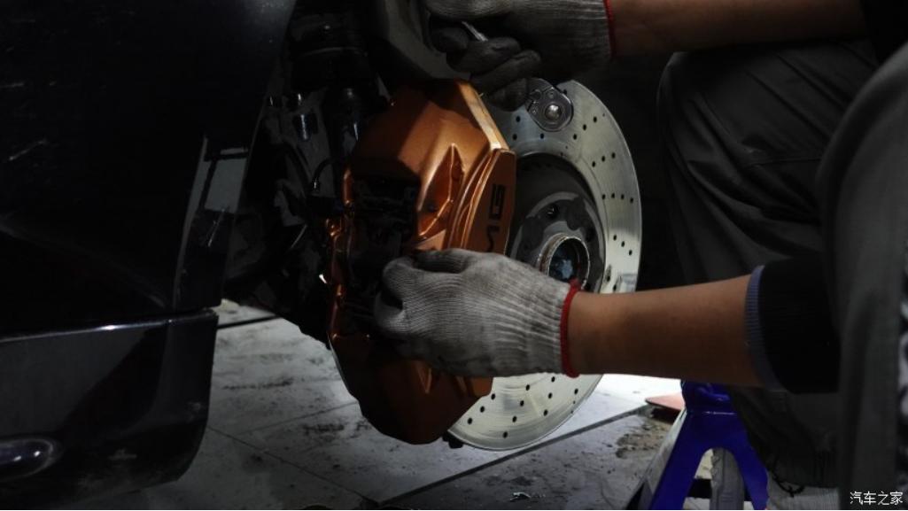 奔驰amggt63s升级先行版包围,奔驰amgc63改装外观