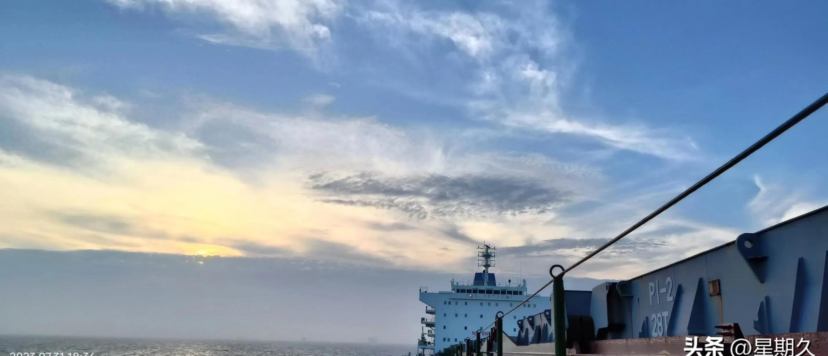 【深海经历】航行中遭遇船长威胁，惊险场面让人惊心动魄