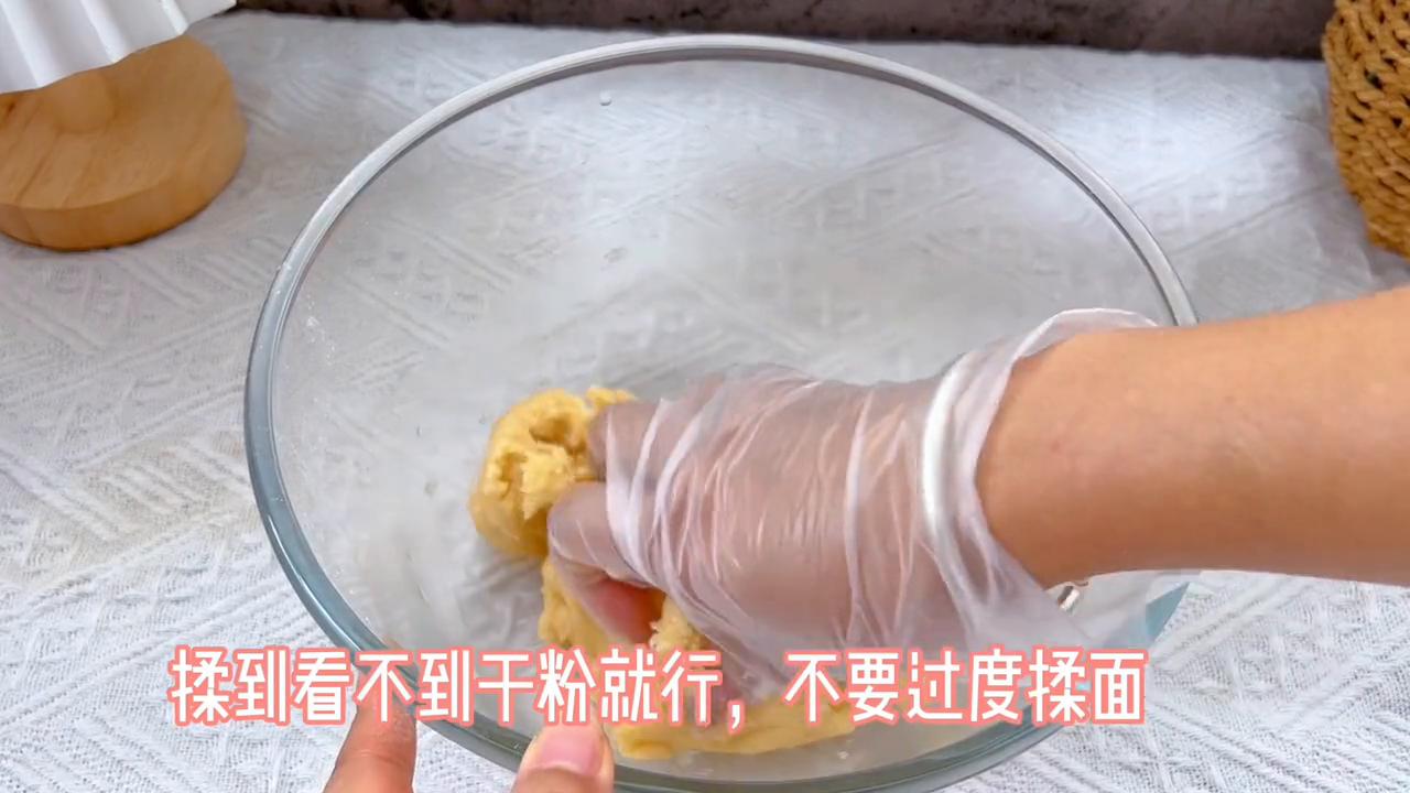 花3000学的配方免费分享给大家,广式月饼皮的配方回油快的