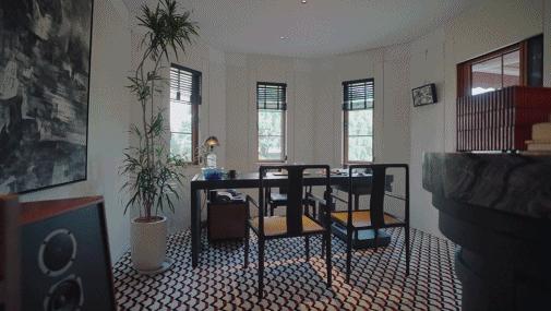 疫情后,他改造150㎡老洋房独处,太太也爱来做客