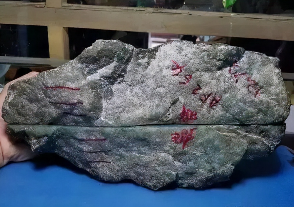 315曝光的翡翠原石直播间,315翡翠原石直播捡漏