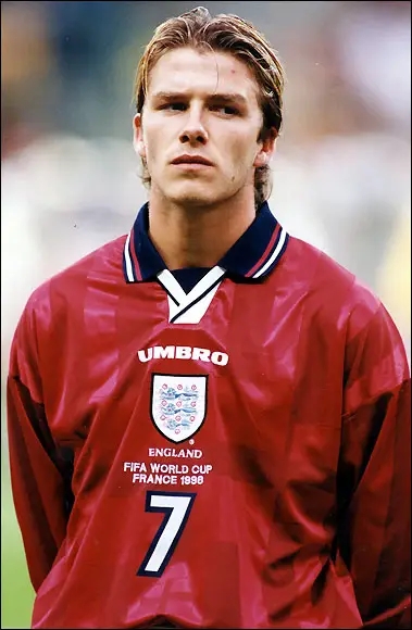 回忆青春的吉他音乐,回忆青春的音乐片段