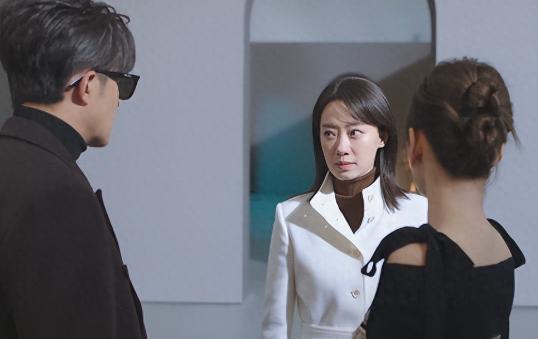 张小斐瞪眼,张小斐的绝美场面