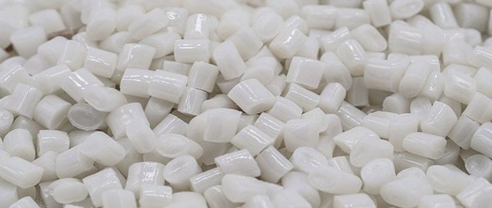 *袜丝**都是塑料做的？为何不能将塑料垃圾回收，重制成*袜丝**售卖呢？