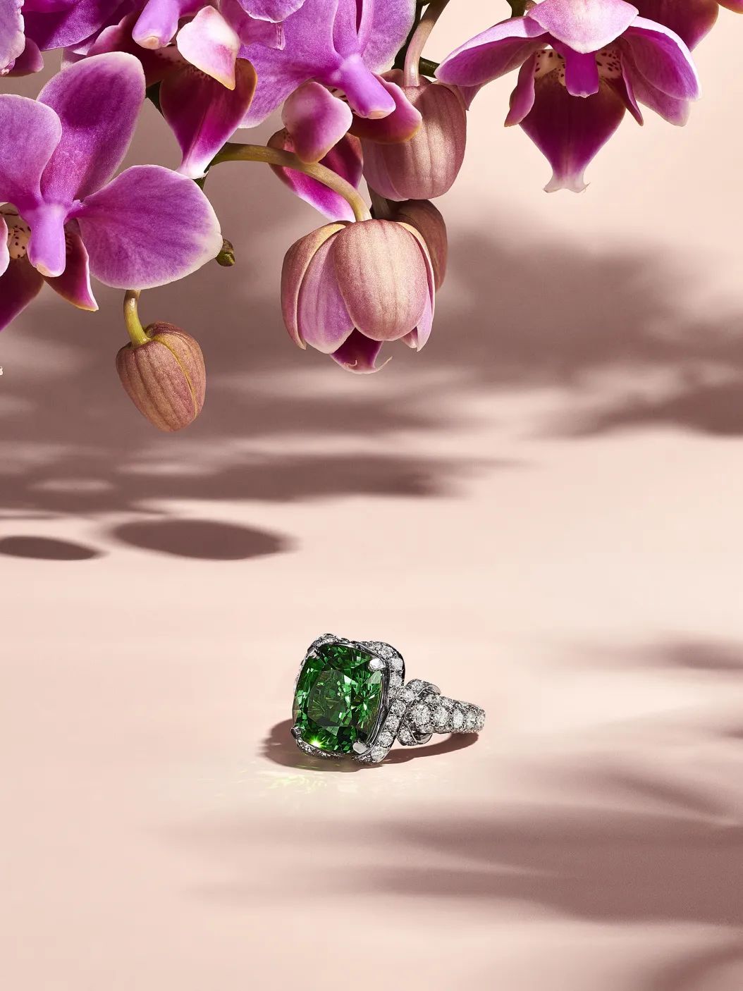 卡扎尼绿沙弗莱价格多少一克拉,沙弗莱卡扎尼绿项链