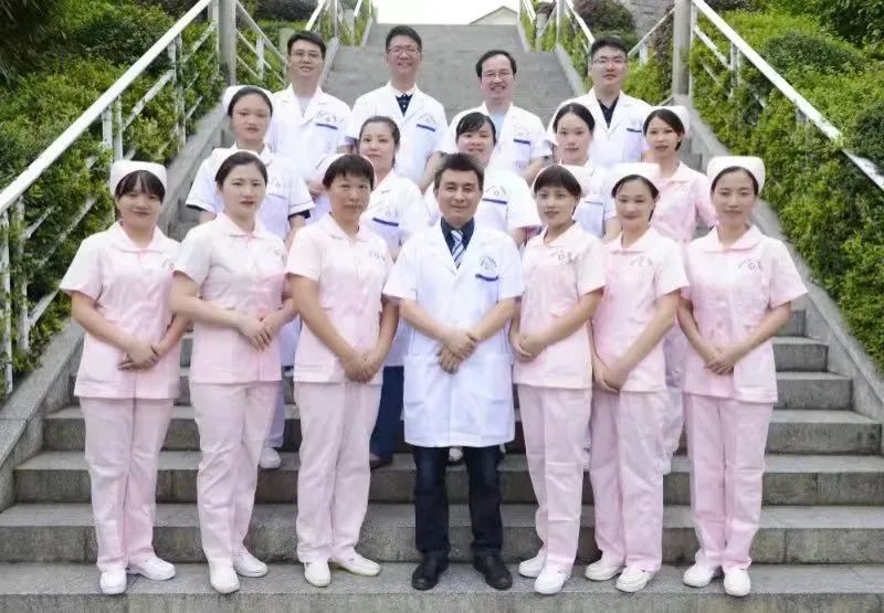 极低出生体重儿抢救新闻,一例极低体重早产儿的个案护理