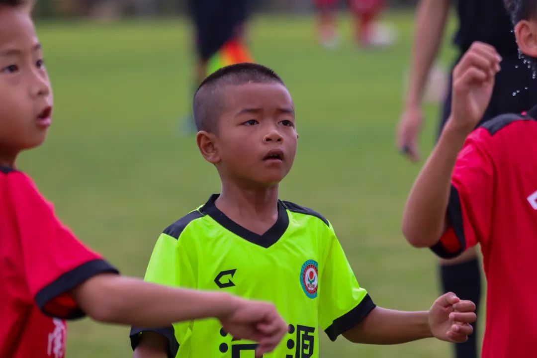 佤山足球少年,佤山少年足球队