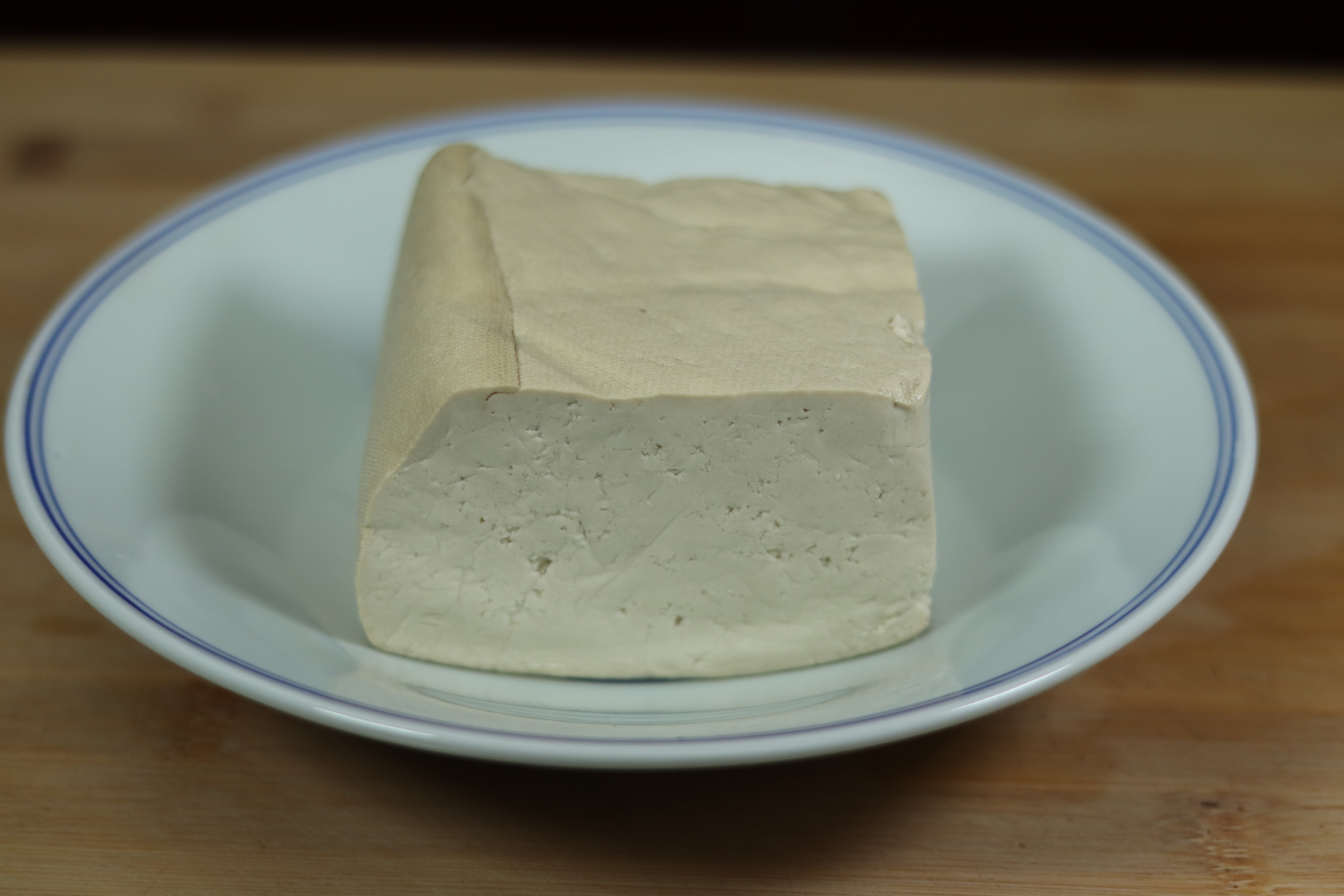 中老年人多吃优质蛋白增强免疫力,老年人吃白蛋白可以提高免疫力吗