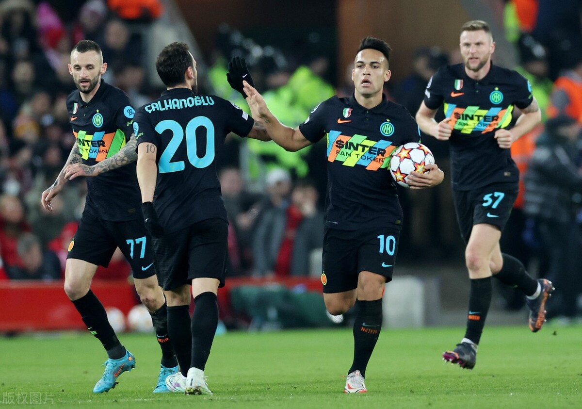 欧冠拜仁7比0血洗巴萨全场集锦,欧冠七喜惨案