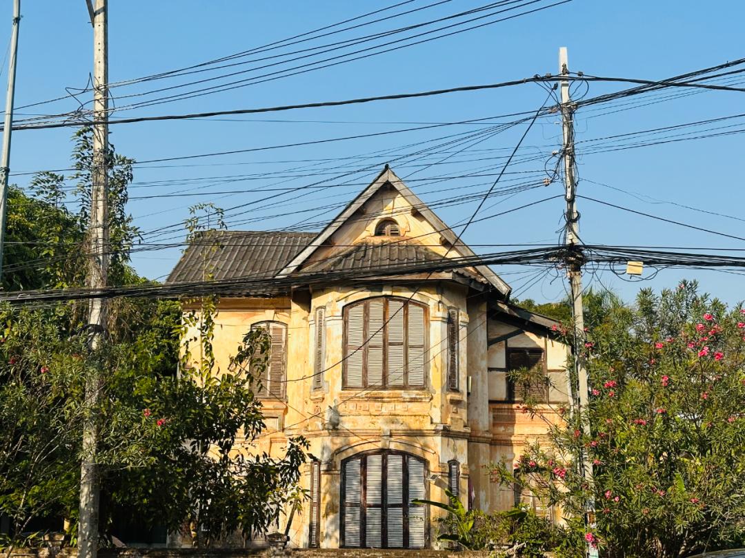 老挝首都万象相当于中国哪个城市,老挝的万象之城