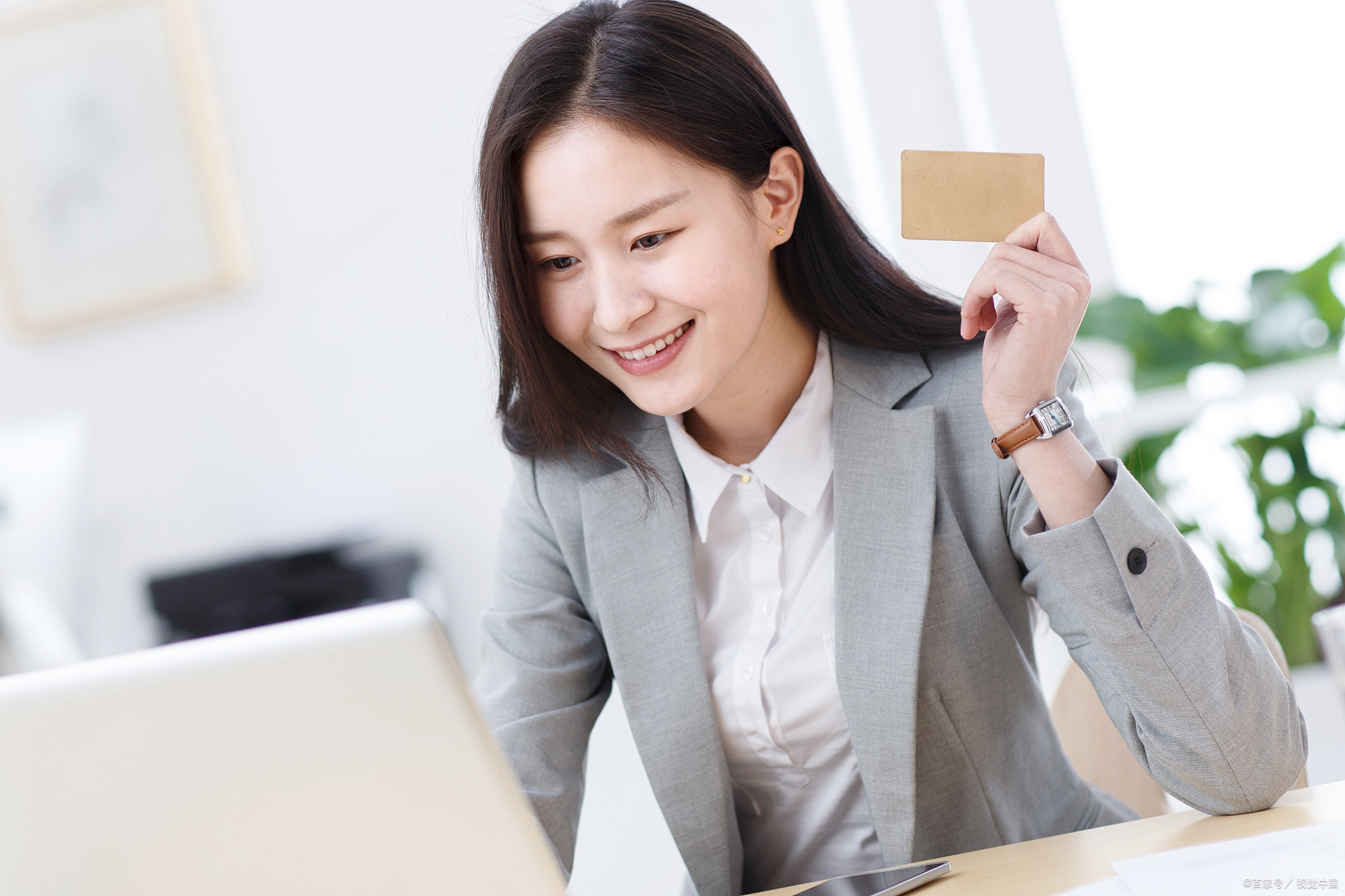 股票5元以下的龙头公司,龙头闭眼买指标