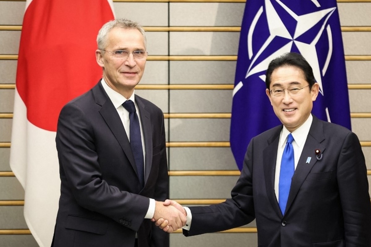 棣欐牸閲屾媺宄颁細缇庡浗绔嬪満,棣欐牸閲屾媺宄颁細鐩稿叧璇勮