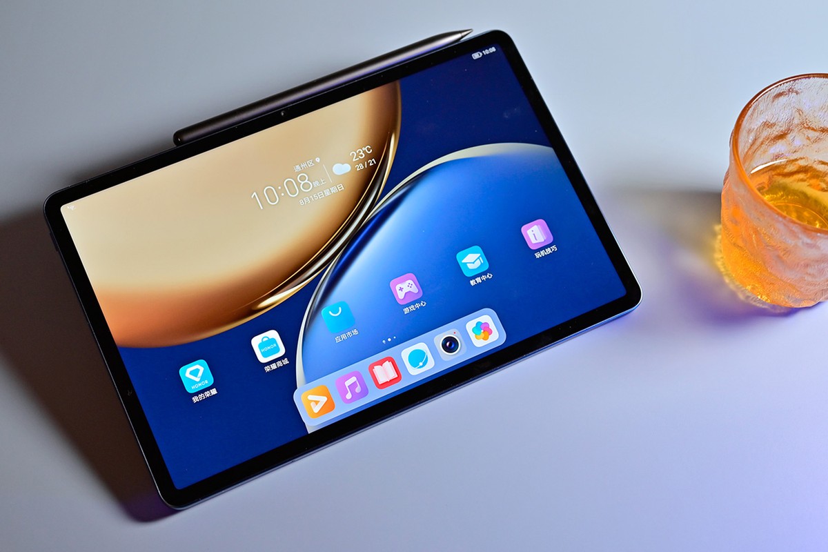 荣耀平板v7pro和华为matepad10.4,荣耀平板v7pro和华为matepad12.6