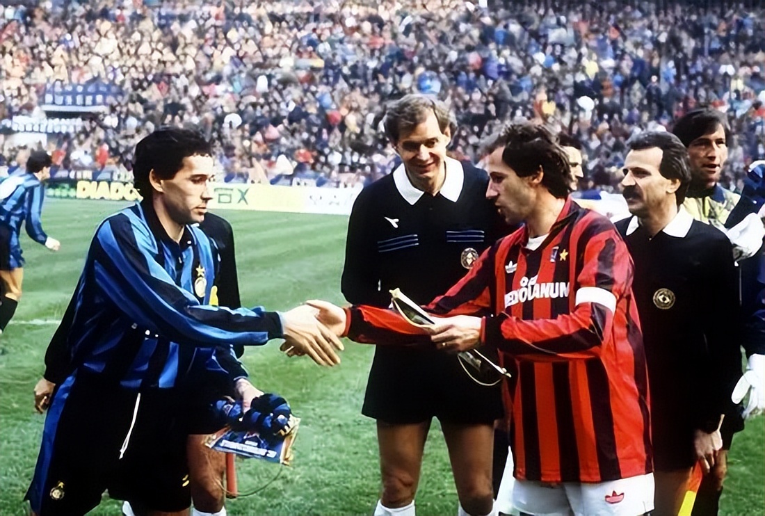 内维尔执教曼联,足坛十大现役兄弟排名