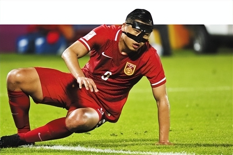 国足球员尊重教练吗,国足看重个人利益