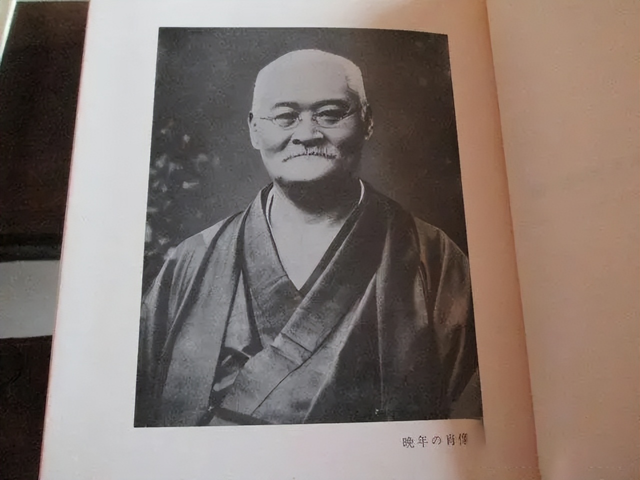 “私”小说鼻祖《棉被》：露骨地描写，大胆地暴露，私在何处？