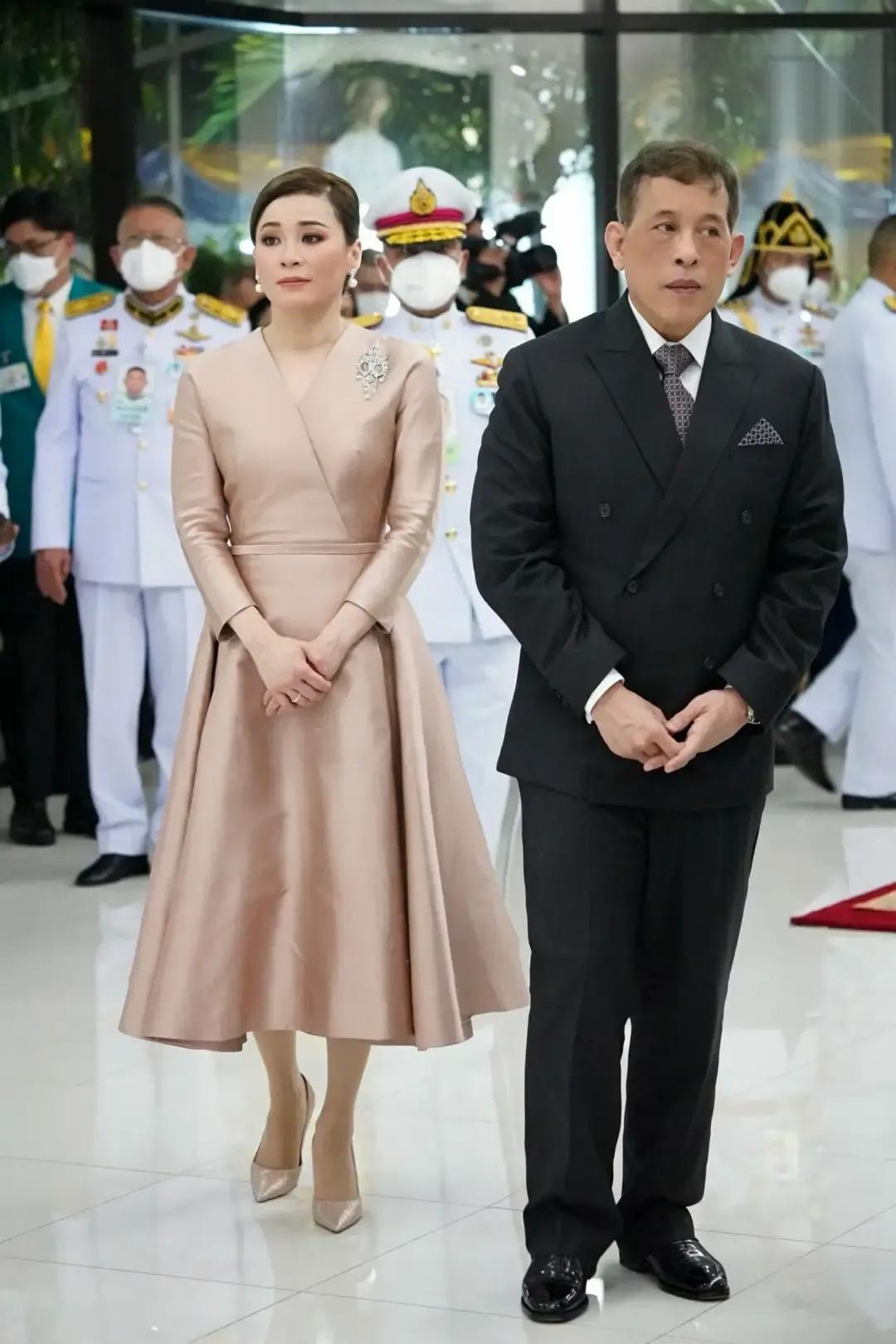 泰国王室今日最新消息苏提达,泰国王后苏提达册封大典