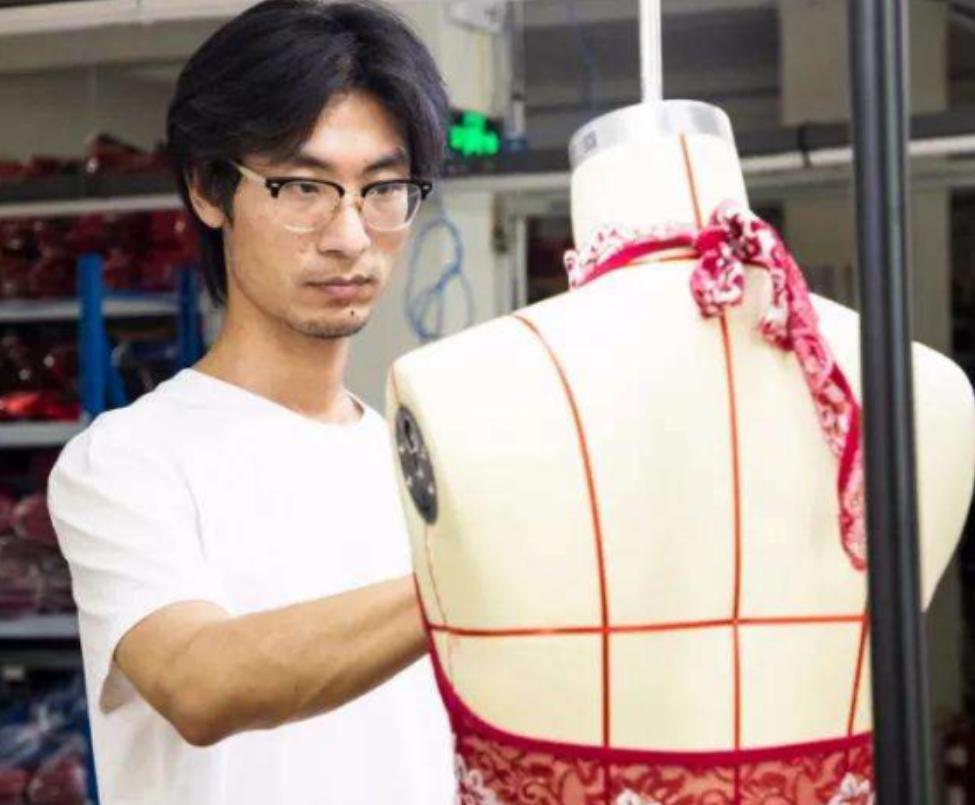 90后小伙上亿做内衣,小伙内衣生意年入五千万