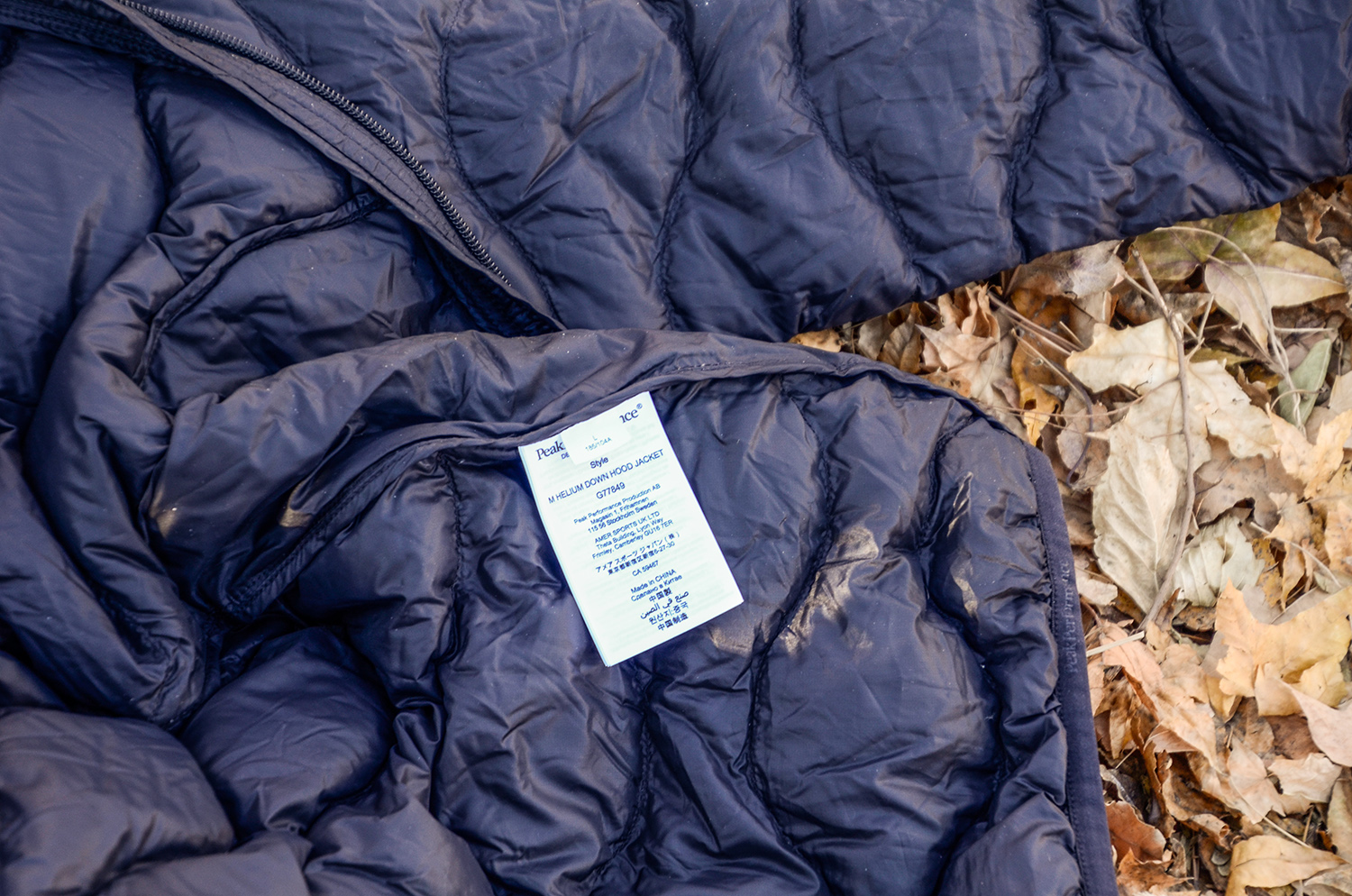 轻薄羽绒服波司登谷爱凌,轻便时尚舒适暖和