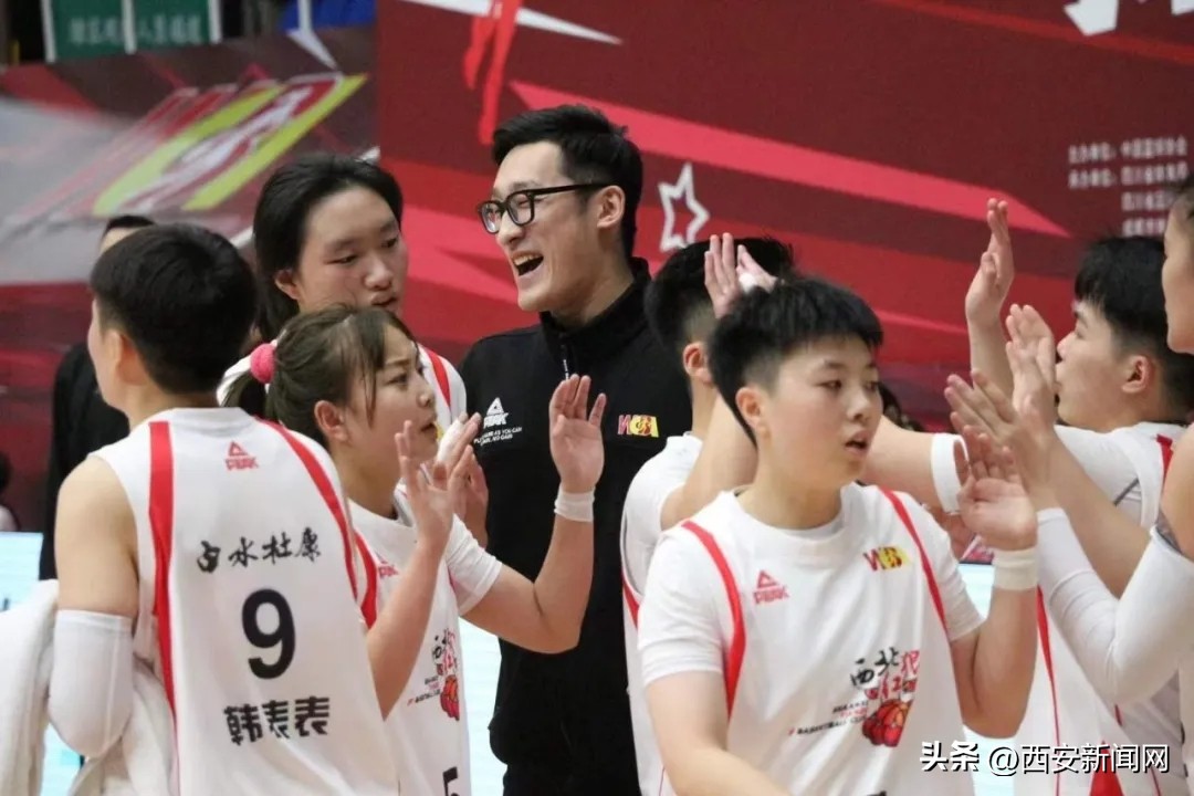 大庆女篮主教练纪妍妍简介,陕西天泽女篮教练纪妍