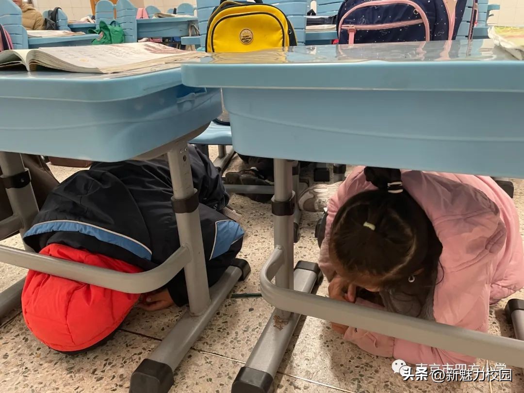 七彩教育消防识图讲解,翠湖路小学防暴演练