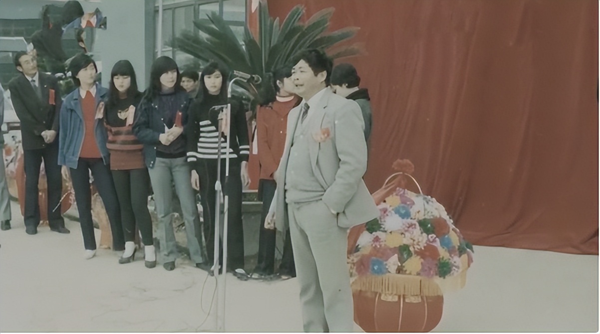 曹德旺捐100多亿给员工涨工资了吗,曹德旺给员工捐多少钱