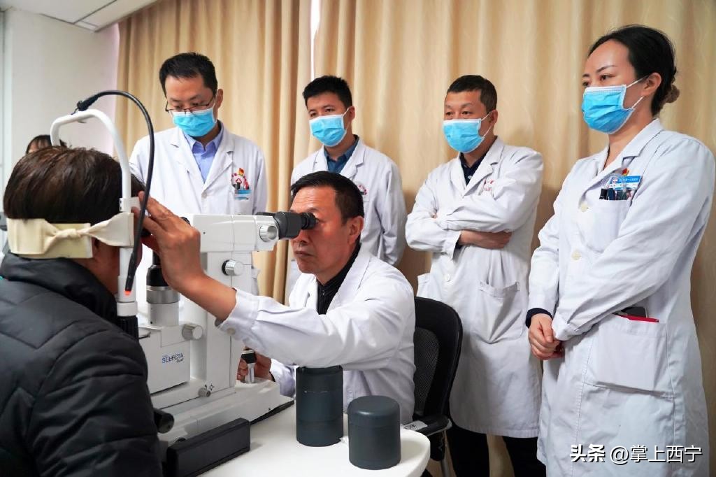 西宁第一人民医院眼科联系方式,西宁第一人民医院近视眼手术费用