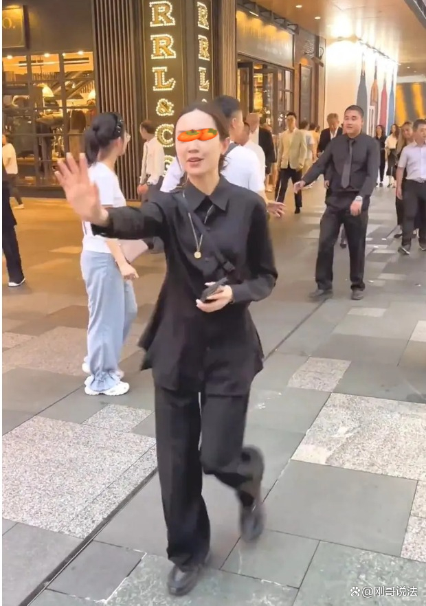 lv成都太古里总经理伍玉珊,lv总裁访成都