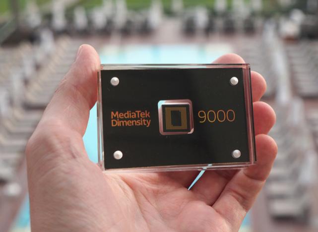 天玑9000是什么级别的旗舰U？全面对比A14，答案比想象中乐观