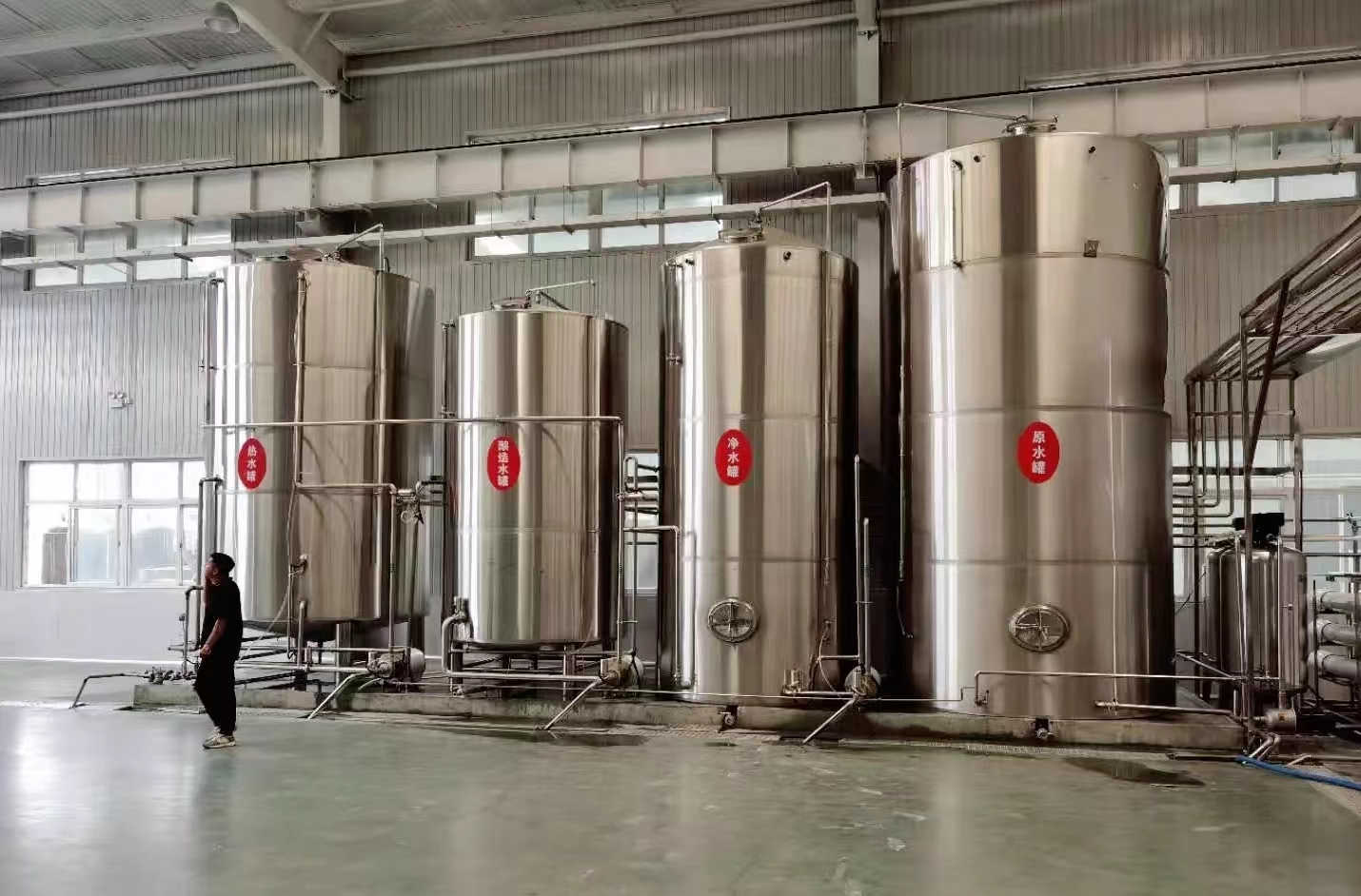 啤酒厂设备需要多少钱,上海智能啤酒厂设备报价