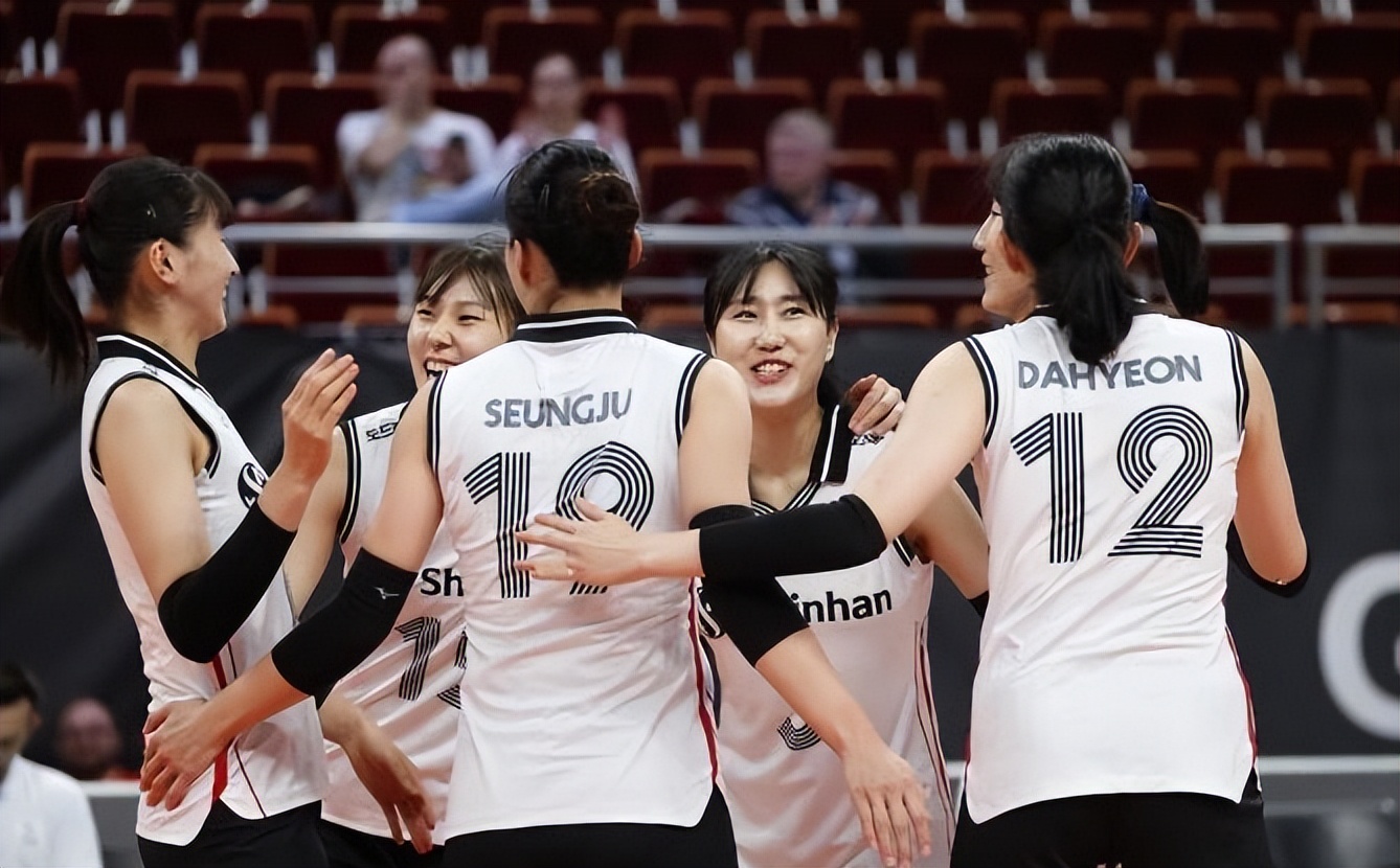 女排世联赛美国1-3波兰,女排世联赛赛程美国vs巴西结果