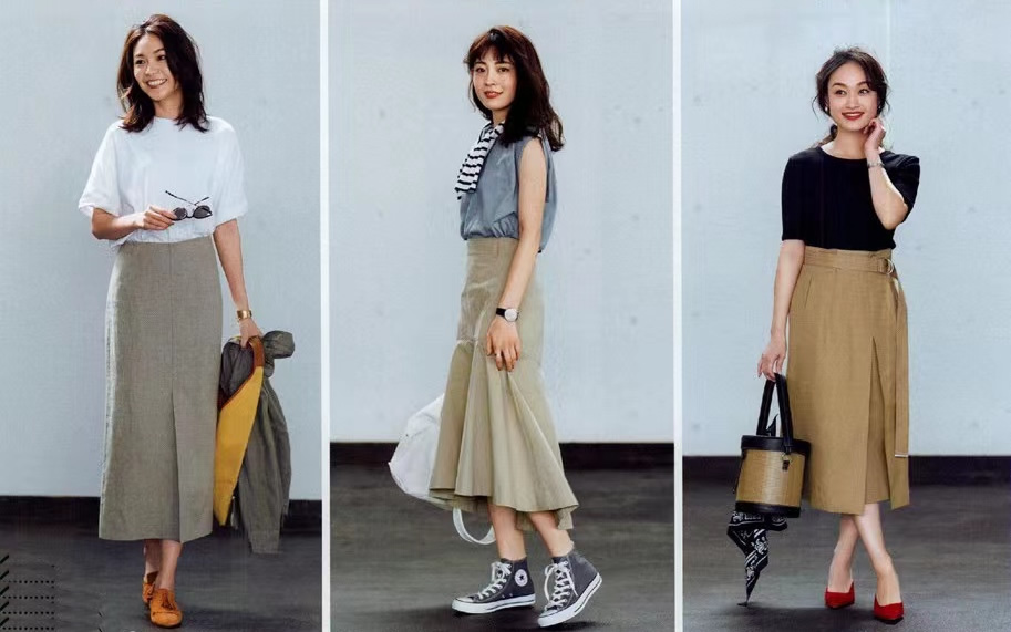 女生穿运动鞋最时尚的穿搭,宽松t恤女中长款搭配什么鞋