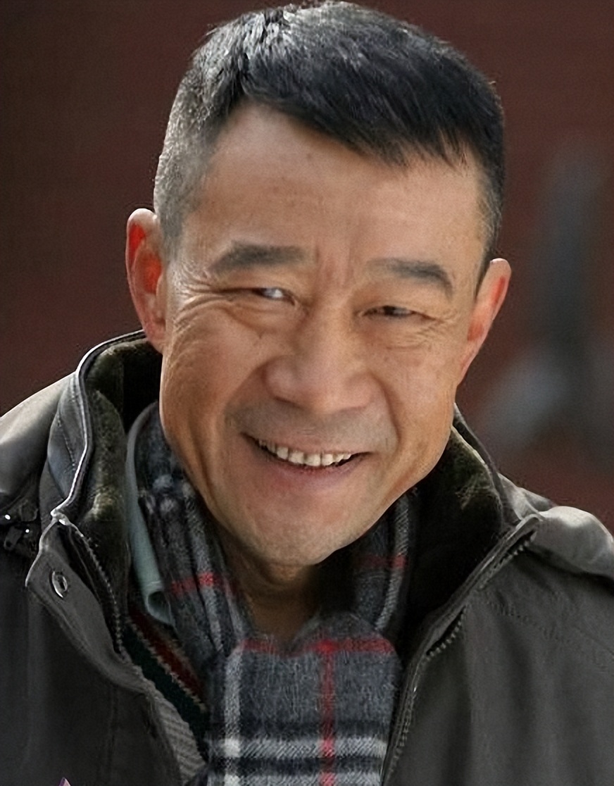 老戏骨王学圻：与结婚40年的妻子对簿公堂，11年后却感觉愧对儿子