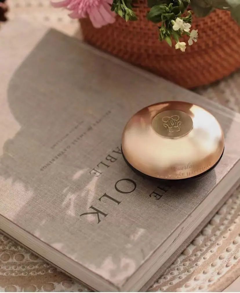 娇兰宫廷兰花面霜和复原蜜怎么用,hr黑绷带和娇兰兰花面霜哪个好用