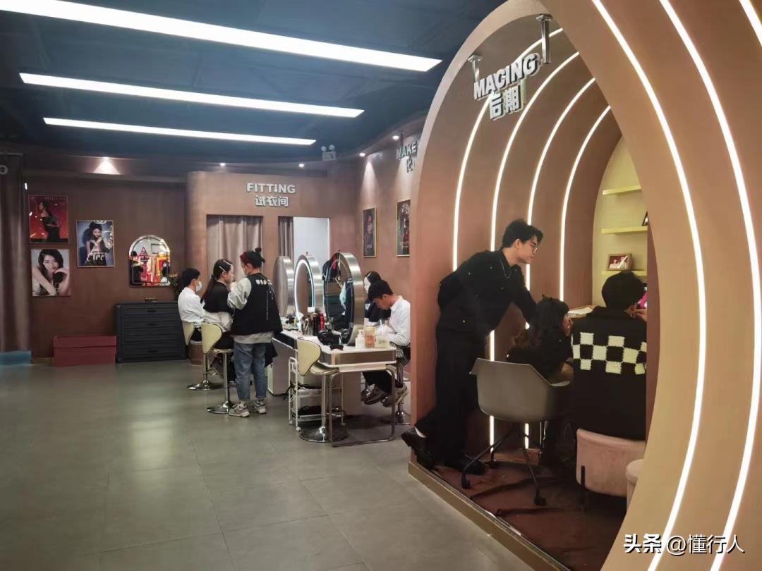 最美证件照店经营模式,拍最美证件照创业