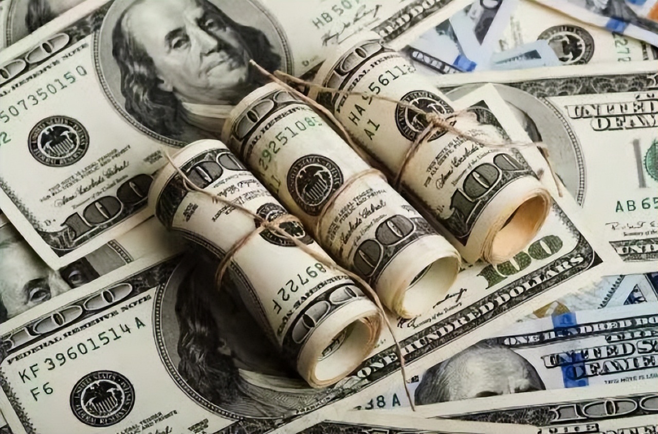 通过美元，薅美国羊毛！你以为是幻想？全世界却曾干了十年