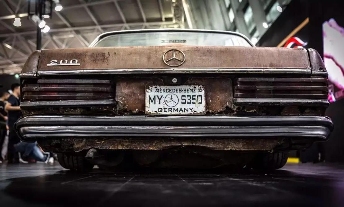 一辆汽车的寿命,一辆汽车的寿命有多长就必须换