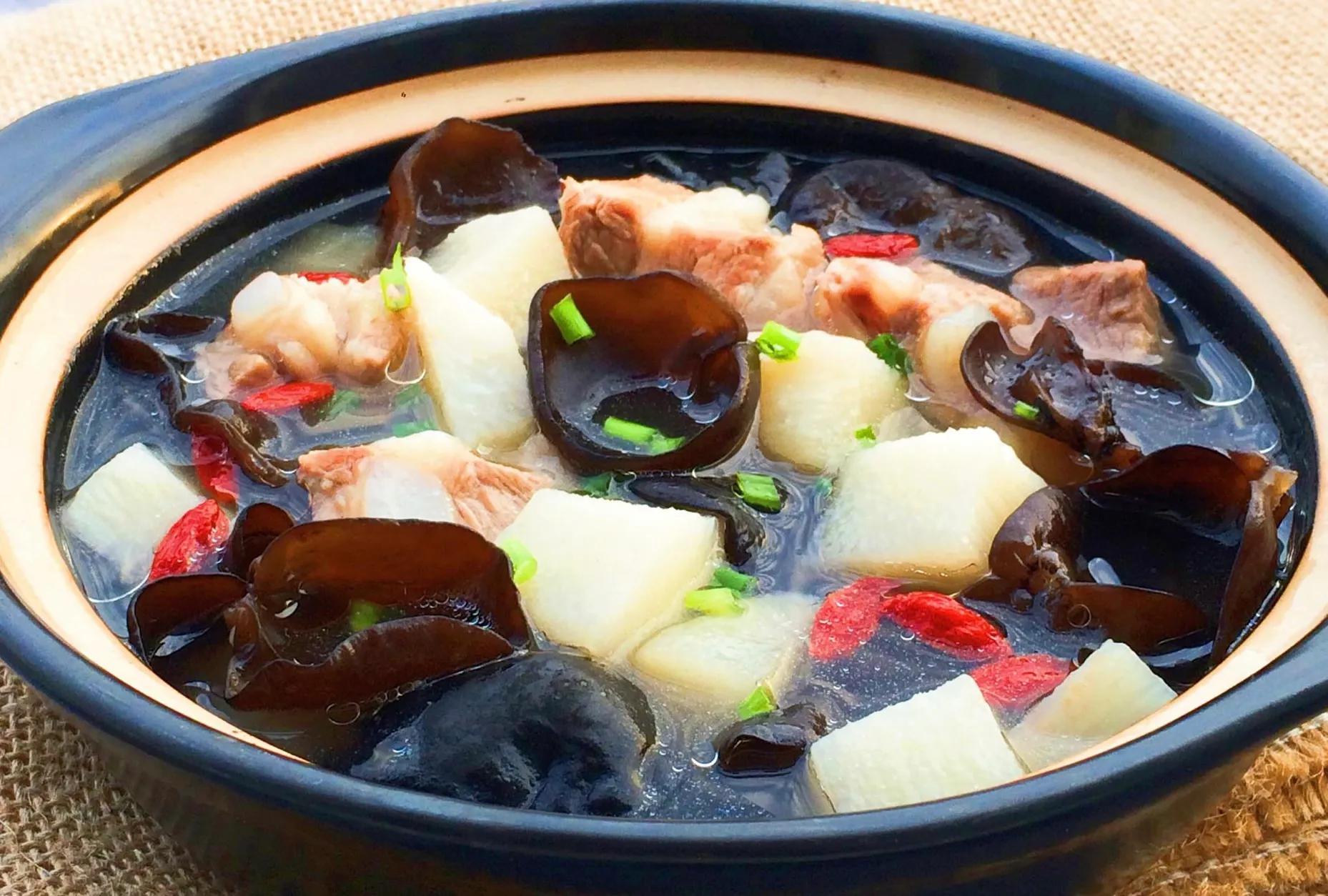 儿童早餐开胃健脾汤,孩子脾胃不好炖什么汤好