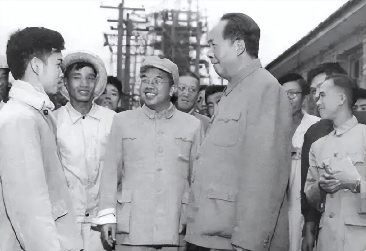 毛主席视察杭州，市委书记却“摆官架子”不迎接，江华有何来头？